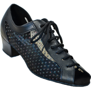 Comfort Classic - Black Leather / Christmas Mesh